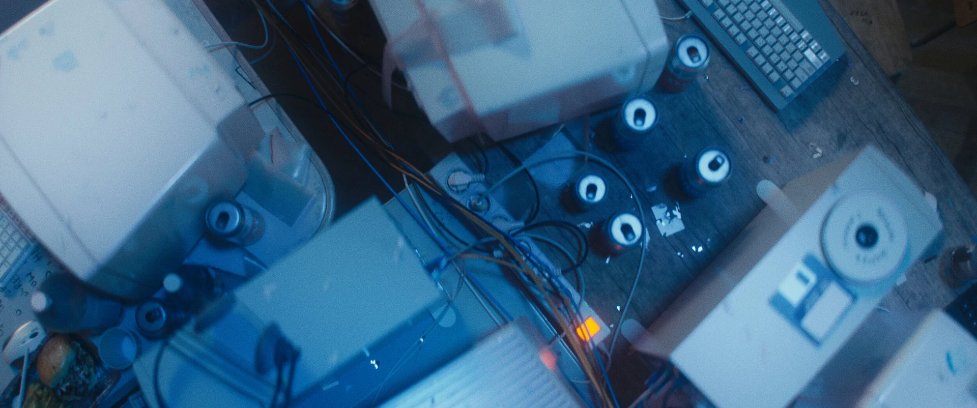 2003_Vid-Frames__2.3.1.jpg