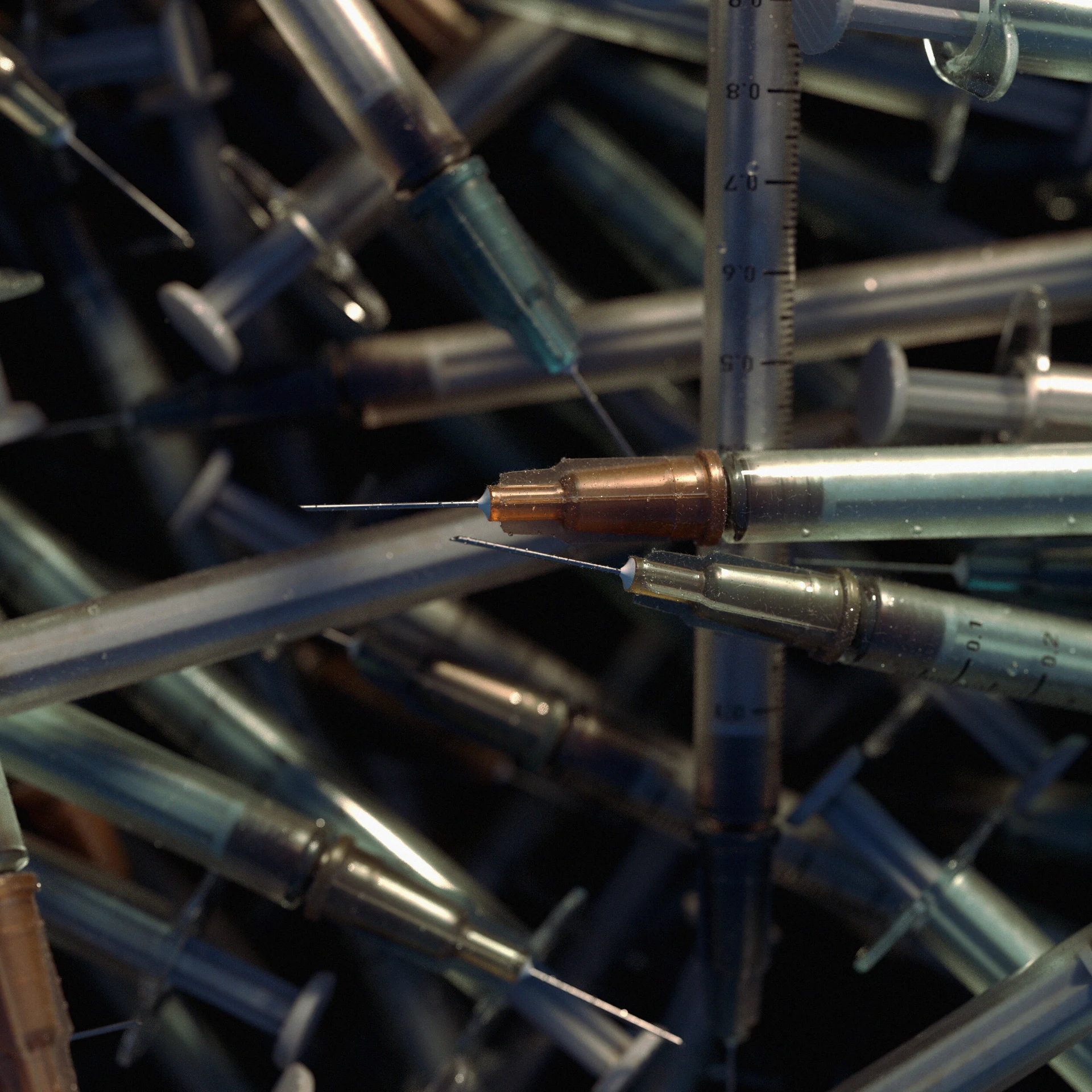 syringe_02_final.jpg